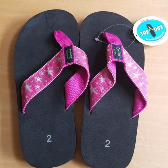 toegoz flip flops